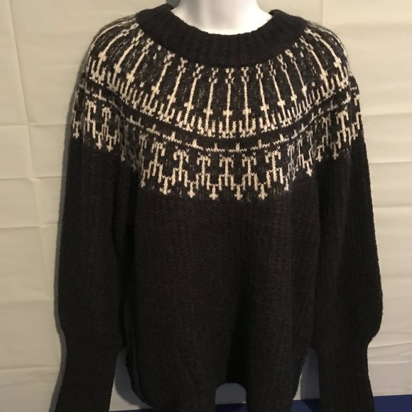 Universal Thread Sweaters - Ladies Sweater